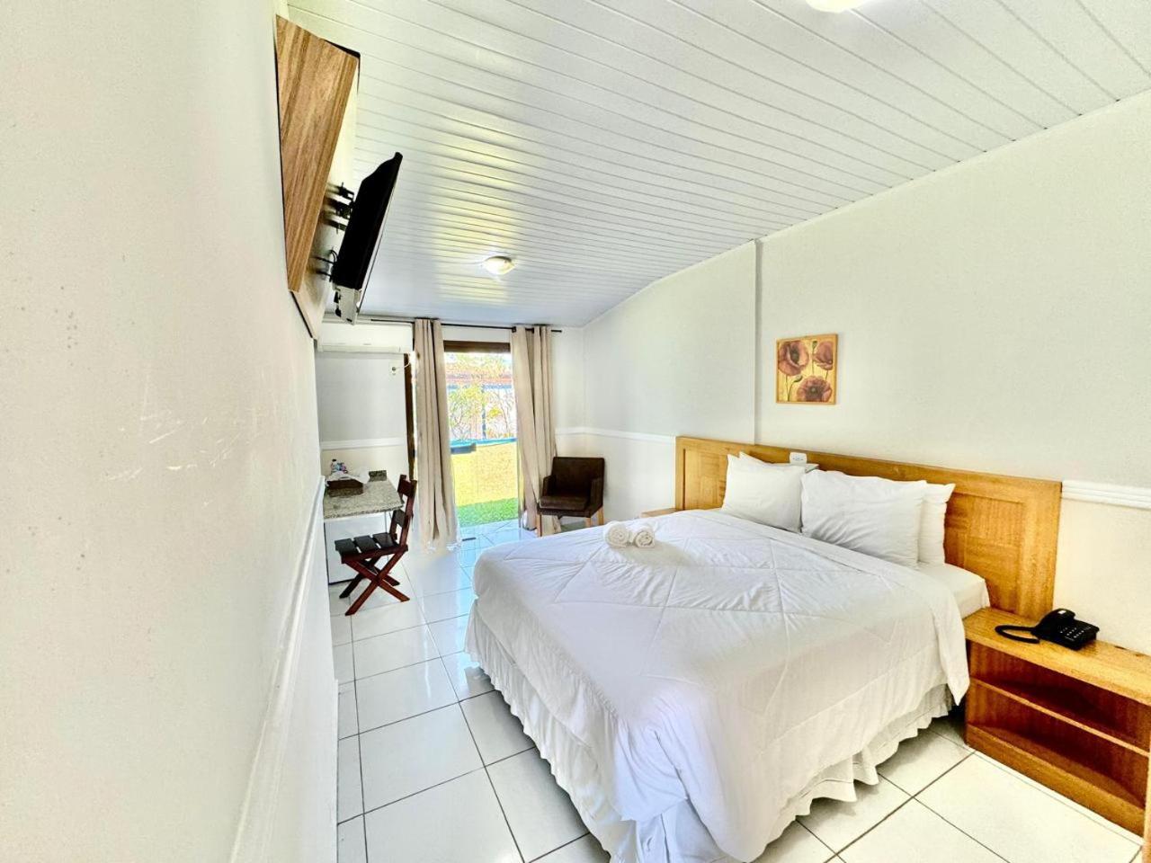 Hotel Arrastao Sao Sebastiao  Bagian luar foto